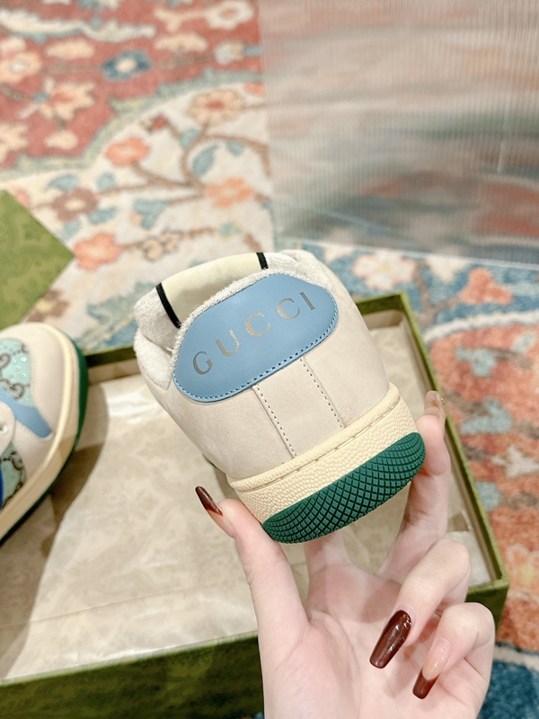 グッチ靴着用イメージ